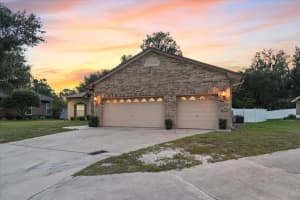 448 Lake Harris Dr, LAKELAND 448 Lake Harris Dr, LAKELAND