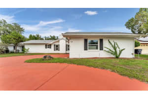 13 SUN AIR BOULEVARD, HAINES CITY, FL 33844 - MLS#MFRL4962478