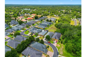 912 CHRISTINA CHASE LANE, LAKELAND, FL 33813 - MLS#MFRL4962501