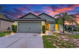 800 WOODLARK DRIVE, HAINES CITY, FL 33844 - MLS#MFRL4962514