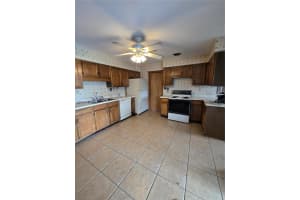512 BOGER BOULEVARD, LAKELAND, FL 33803 - MLS#MFRL4962533