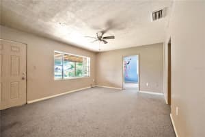 124 CENTER STREET, WINTER HAVEN, FL 33880 - MLS#MFRL4962572