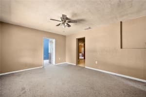 124 CENTER STREET, WINTER HAVEN, FL 33880 - MLS#MFRL4962572