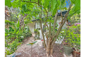6330 EMERSON AVENUE, ST PETERSBURG, FL 33707 - MLS#MFRL4962583