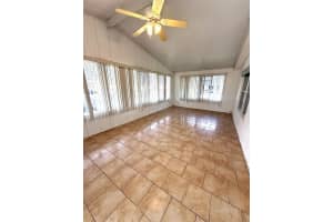 435 VILLAGE CIRCLE, WINTER HAVEN, FL 33880 - MLS#MFRL4962605