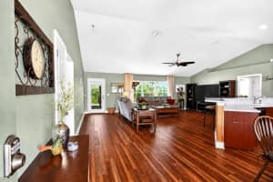 1590 DOVES VIEW CIR , AUBURNDALE, FL 33823 - MLS#MFRL4962664
