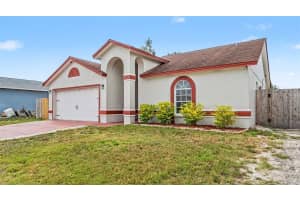 3312 QUEENS COVE LOOP, WINTER HAVEN, FL 33880 - MLS#MFRL4962705