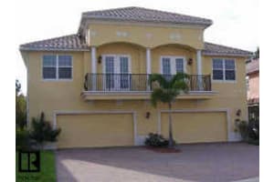 102 Banyan Bay Dr, St. Petersburg, FL 33705, Sold 09/30/13