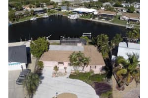 9019 Nassau Rd, Bradenton, FL 34210, Sold 10/21/14