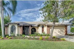 8076 Glenbrooke Ln, Sarasota, FL 34243, Sold 01/09/15