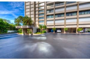 4822 Ocean Blvd, Siesta Key, FL 34242, Sold 03/31/15