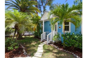 758 Eagle Point Dr, Venice, FL 34285, Sold 09/10/15
