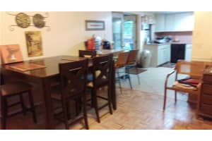 4404 Meadow Creek Cir, Sarasota, FL 34233, Sold 04/29/16