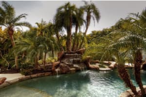 744 Eagle Point Dr, Venice, FL 34285, Sold 05/11/16