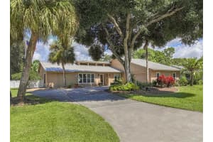 3729 Countryside Rd, Sarasota, FL 34233, Sold 11/17/16