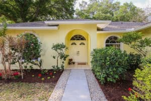 4443 Diamond Cir N, Sarasota, FL 34233, Sold 05/19/17