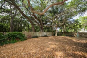 4443 Diamond Cir N, Sarasota, FL 34233, Sold 05/19/17