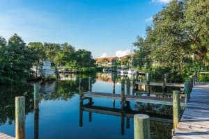 106 Villa Dr, Osprey, FL 34229, Sold 01/05/18