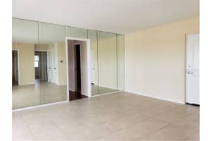 1255 Tarpon Center Dr, Venice, FL 34285, Sold 09/29/20