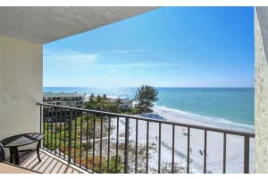 19 Whispering Sands Dr, Sarasota, FL 34242, Sold 05/06/21