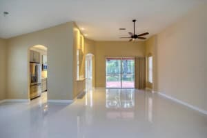 5370 New Covington Dr, Sarasota, FL 34233, Sold 10/21/21