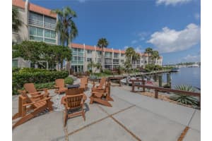 240 Santa Maria St, Venice, FL 34285, Sold 10/05/21