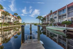 240 Santa Maria St, Venice, FL 34285, Sold 10/05/21