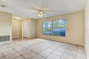 6570 Waterford Cir, Sarasota, FL 34238, Sold 11/08/21