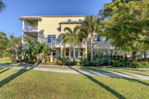 6751 Portside Ln, Englewood, FL 34223, Sold 01/24/22