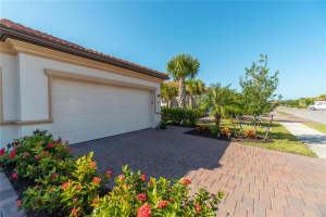 9893 Haze Dr, Venice, FL 34292, Sold 12/13/21