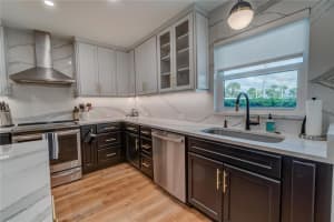 1000 Tarpon Center Dr, Venice, FL 34285, Sold 01/07/22