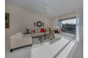 206 Silver Lake Dr, Venice, FL 34292, Sold 02/03/22