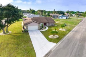 18 Clintwood Ave, Englewood, FL 34223, Sold 01/18/22