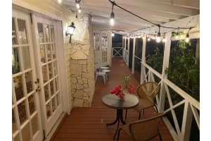 1620 Alta Vista St, Sarasota, FL 34236, Sold 02/10/22