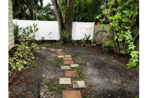 1620 Alta Vista St, Sarasota, FL 34236, Sold 02/10/22