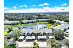 410 Laurel Lake Dr, Venice, FL 34292, Sold 01/24/22