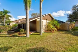 3696 Kingston Blvd, Sarasota, FL 34238, Sold 03/04/22