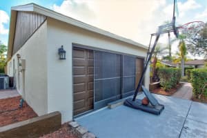 3696 Kingston Blvd, Sarasota, FL 34238, Sold 03/04/22