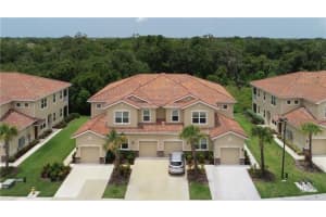 8332 Enclave Way, Sarasota, FL 34243, Sold 03/01/22