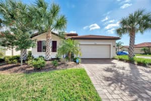 9825 Wingood Dr, Venice, FL 34292, Sold 03/21/22