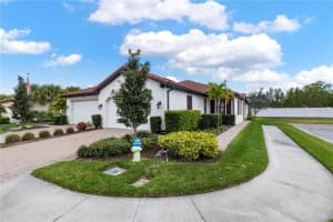 9811 Haze Dr, Venice, FL 34292, Sold 03/15/22