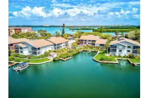 9070 Midnight Pass Rd, Sarasota, FL 34242, Sold 05/12/22