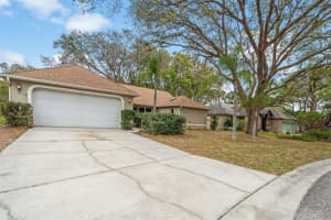 6205 Bonaventure Ct, Sarasota, FL 34243, Sold 04/20/22