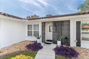 2926 Captiva Dr, Sarasota, FL 34231, Sold 04/04/22