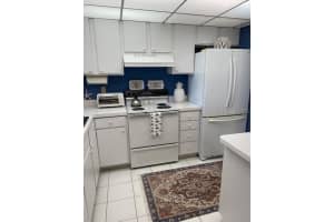 1926 SE 43rd St, Cape Coral, FL 33904, Sold 04/27/22