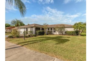 5140 Country Meadows Blvd, Sarasota, FL 34235, Sold 06/10/22