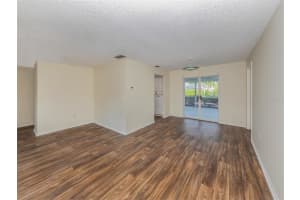 5140 Country Meadows Blvd, Sarasota, FL 34235, Sold 06/10/22