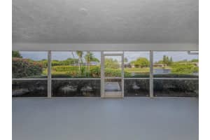 5140 Country Meadows Blvd, Sarasota, FL 34235, Sold 06/10/22