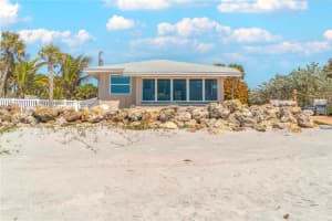 4074 N Beach Rd, Englewood, FL 34223, Sold 05/31/22