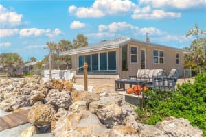 4074 N Beach Rd, Englewood, FL 34223, Sold 05/31/22